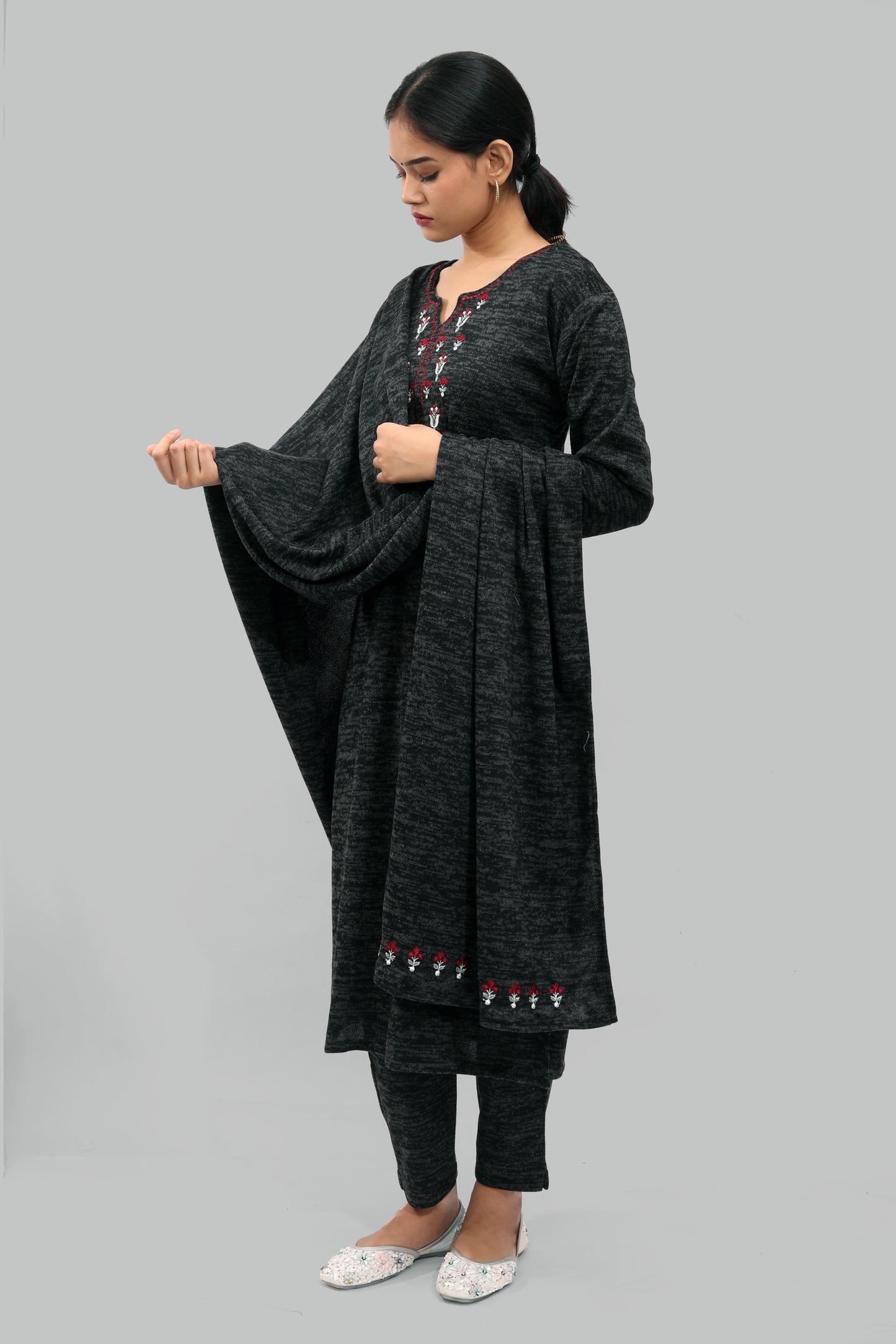 Ada Fashions Black Karachi Embroidery Pant Set With Stole
